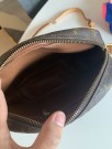 Louis Vuitton Senlis thumbnail