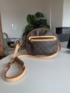 Louis Vuitton Senlis thumbnail