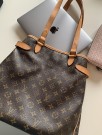 Louis Vuitton Batignolles Vertical  thumbnail