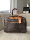 Louis Vuitton Deauville thumbnail