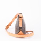 LOUIS VUITTON TROTTEUR (2003) – SLANK OG TIDLØS CROSSBODY thumbnail