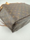Louis Vuitton Neverfull MM thumbnail