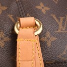 Louis Vuitton Totally thumbnail