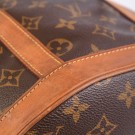 LOUIS VUITTON NEO BUCKET RUBIS (2007) – MODERNE VRI PÅ EN KLASSIKER thumbnail