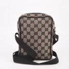 GUCCI SHOULDER BAG (2007) – KLASSISK SORT MODELL MED SØLVDETALJER thumbnail