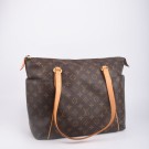 Louis Vuitton Totally thumbnail