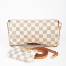 Louis Vuitton Favourite MM thumbnail