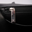 CHANEL MAXI FLAP (2009) – ELEGANT OG ROMSLIG KLASSIKER thumbnail