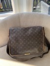 Louis Vuitton Messenger Bag thumbnail