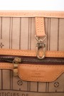 Louis Vuitton Neverfull MM thumbnail