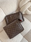 Louis Vuitton Toiletry Str 26 thumbnail