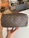 Louis Vuitton Neverfull thumbnail