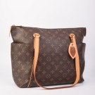 Louis Vuitton Totally thumbnail
