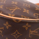 LOUIS VUITTON TAMBOURINE (2003) – KOMPAKT OG TIDLØS CROSSBODY thumbnail