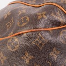 Louis Vuitton Galliera (2009) – elegant hobo i Monogram canvas thumbnail