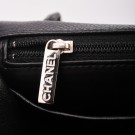 CHANEL MAXI FLAP (2009) – ELEGANT OG ROMSLIG KLASSIKER thumbnail