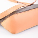 LOUIS VUITTON TROTTEUR (2003) – SLANK OG TIDLØS CROSSBODY thumbnail