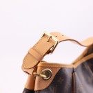 Louis Vuitton Galliera (2009) – elegant hobo i Monogram thumbnail