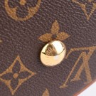 LOUIS VUITTON NEO BUCKET RUBIS (2007) – MODERNE VRI PÅ EN KLASSIKER thumbnail