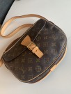 Louis Vuitton Jeune Fille MM thumbnail