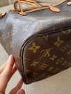 Louis Vuitton Neverfull MM thumbnail