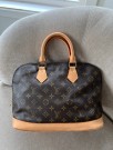 Louis Vuitton Alma  thumbnail