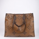 Louis Vuitton On The Go GM thumbnail