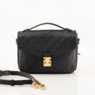 Louis Vuitton Pochette Métis (2017) – ikonisk veske i sort Monogram thumbnail