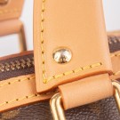 Louis Vuitton Retiro (2011) – elegant veske i Monogram thumbnail
