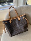 Louis Vuitton Neverfull MM thumbnail