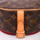 LOUIS VUITTON TAMBOURINE (2003) – KOMPAKT OG TIDLØS CROSSBODY thumbnail