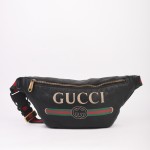 GUCCI SHOULDER BAG (2000) – TIDLØS KLASSIKER I SORT SKINN