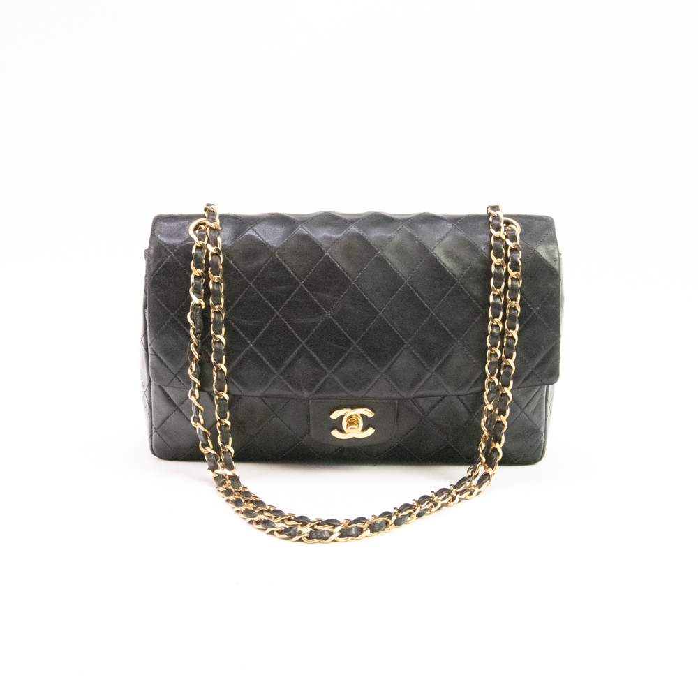 Chanel | Autentisk Vintage | Chanel, LV, Gucci, YSL