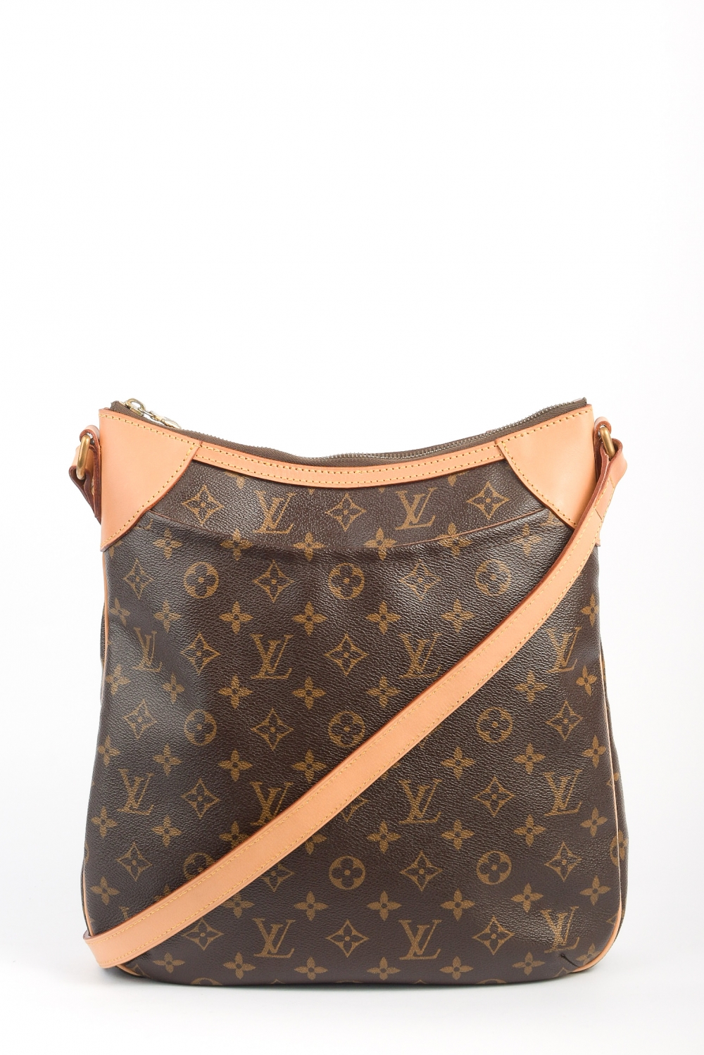 monogram canvass
