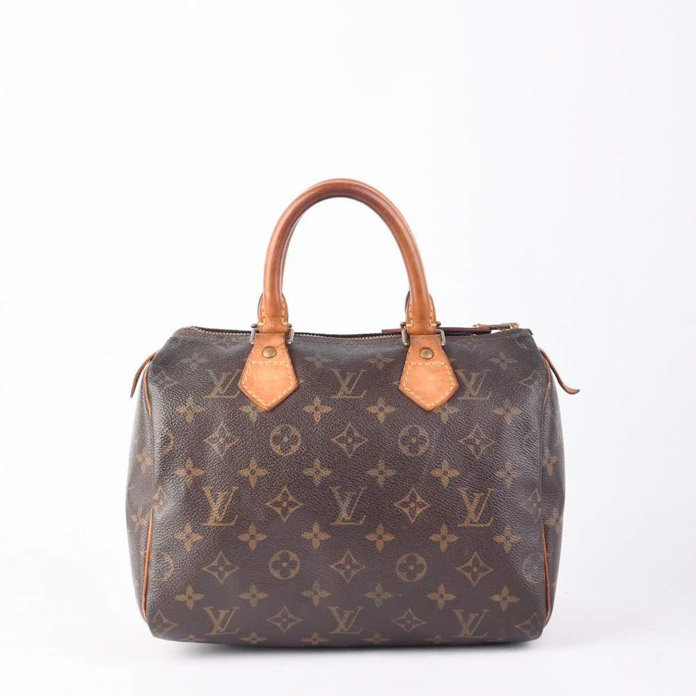 Ikonisk Speedy 25 i monogram canvas. Perfekt størrelse for hverdagsbruk. Leveres med Retrading dustbag og LegitGrails-sertifikat. Ekte vintage med sjel!